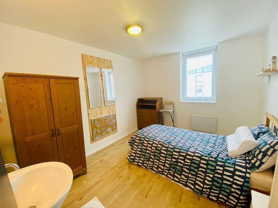 Appartement Renove Et Lumineux. Calais Ngoại thất bức ảnh